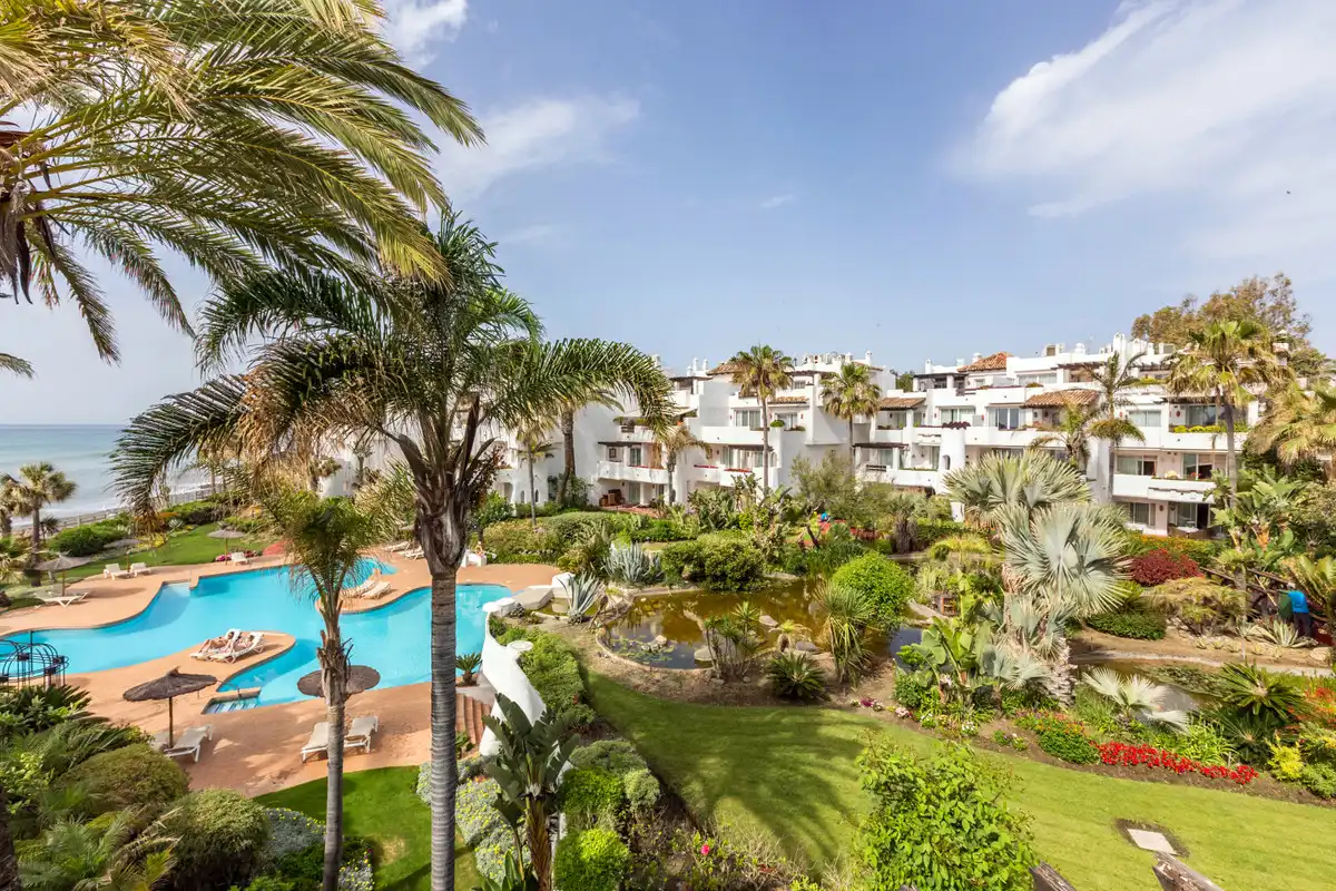 Flat with pool for sale in Avenida Playas del Duque 2, imagen 27
