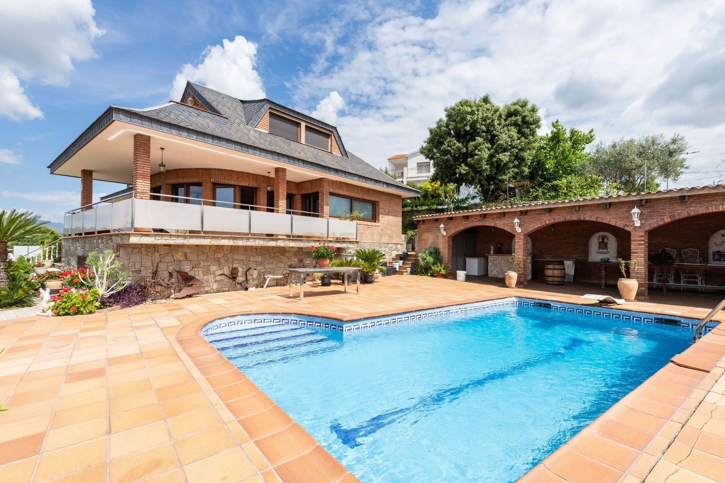 Piscina de Casa o xalet en venda en Lliçà de Vall amb Terrassa i Piscina