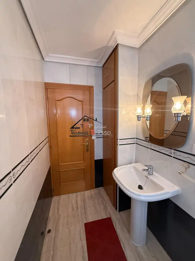 Bathroom of Flat for rent in Benicarló  with Air Conditioner, Heating and Terrace