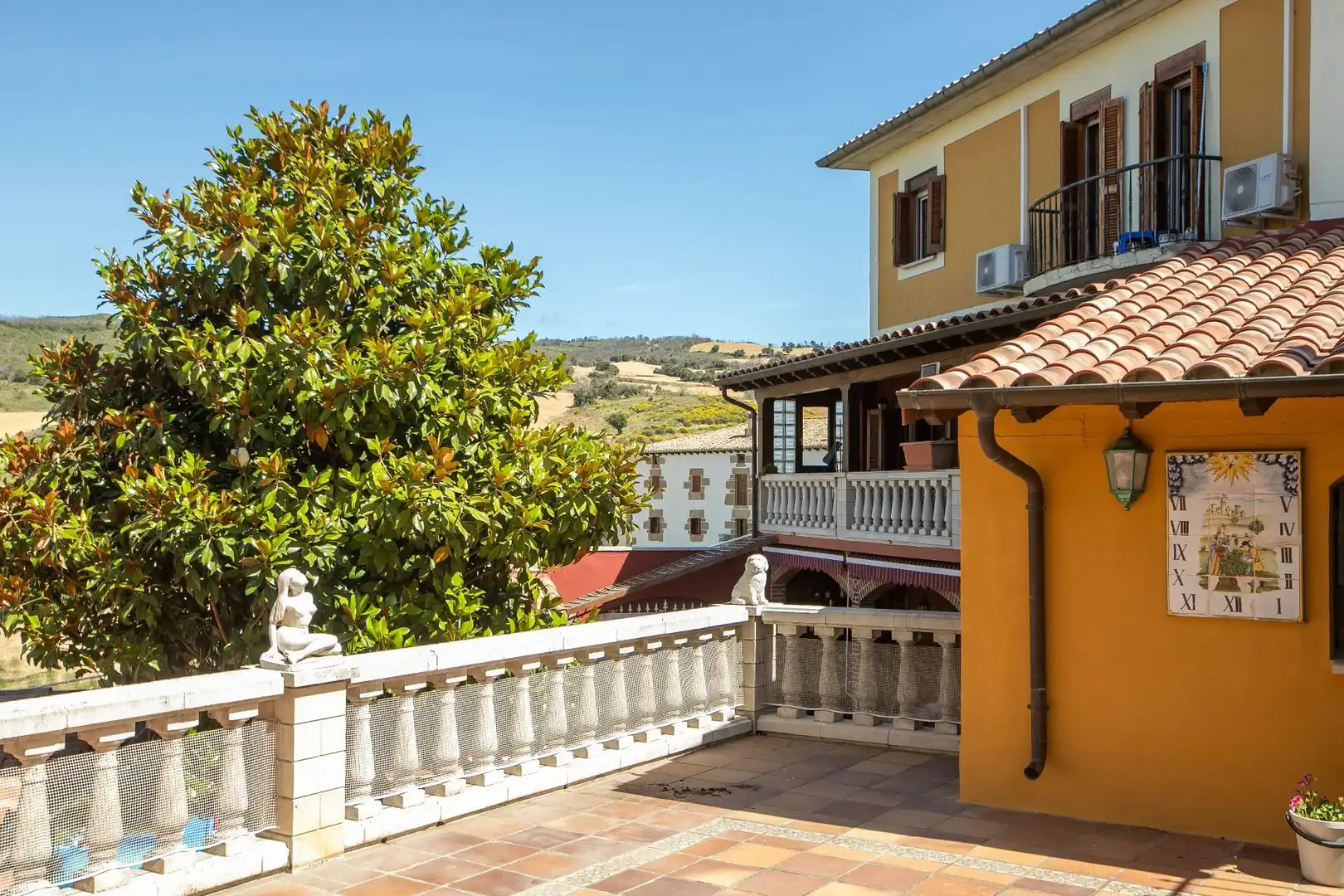 Terrace of Houses for sale in Legarda  with Air Conditioner, Heating and Private garden
