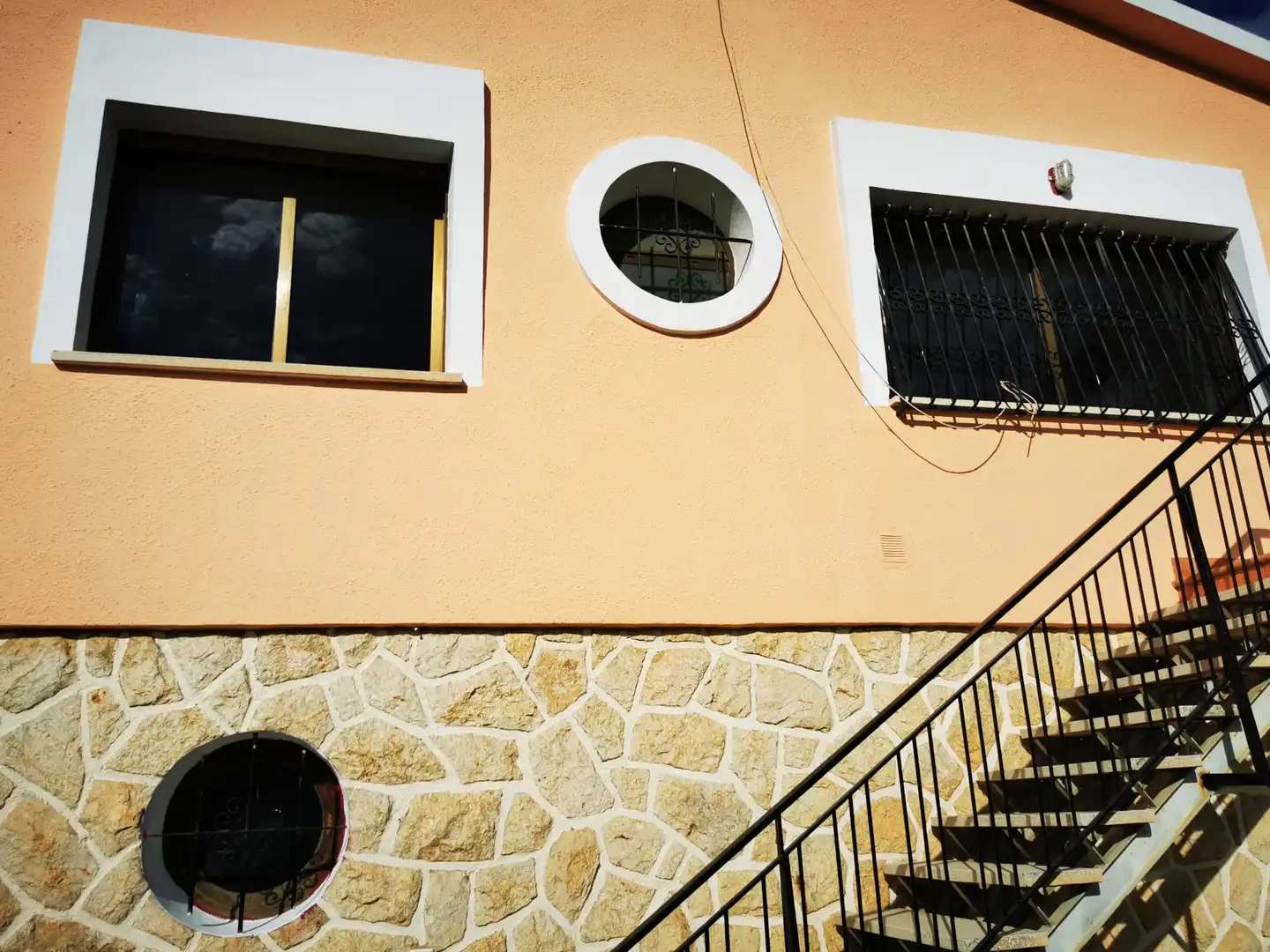 Vista exterior de Casa o chalet de alquiler en Polop con Calefacción, Jardín privado y Terraza