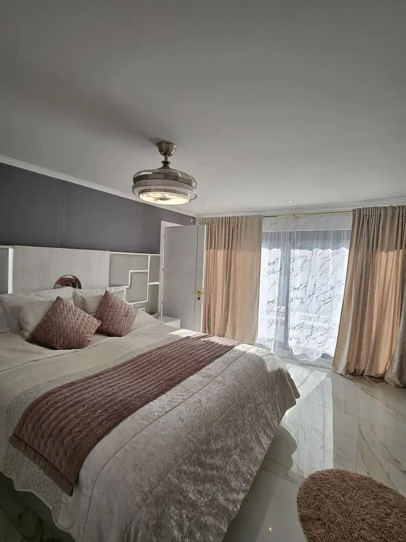 Habitación de Finca rústica de alquiler en Estepona con Piscina