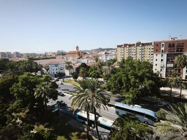 Pis amb ascensor en venda a Avenida de Andalucía