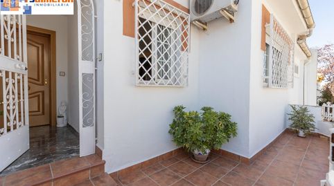 Foto 3 de Casa adosada en venta en Avenida de la Libertad, Huétor Vega, Granada