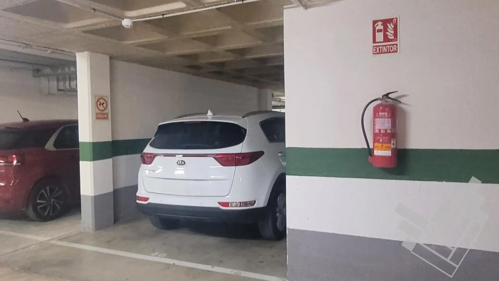 Parkplatz von Wohnungen zum Verkauf in Casco Urbano