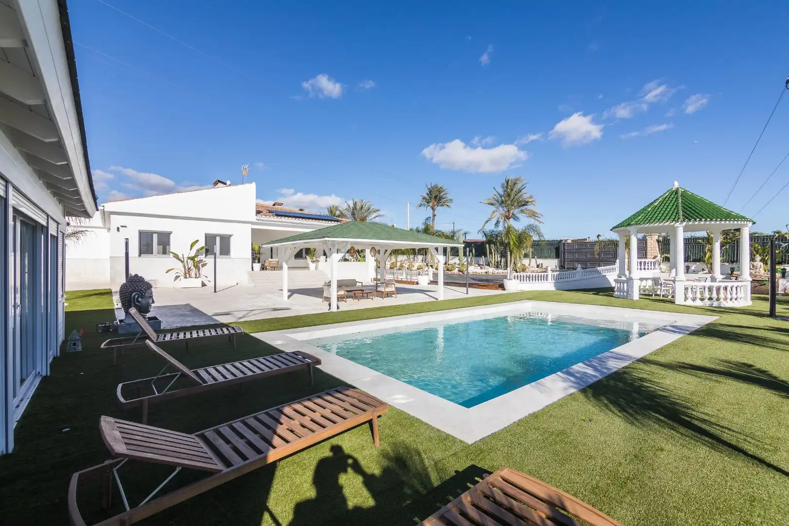 Swimming pool of Houses for sale in Elche / Elx  with Air Conditioner, Private garden and Terrace