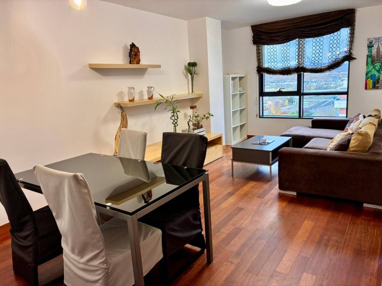 Sala d'estar de Apartament en venda en  Logroño amb Aire condicionat, Calefacció i Traster