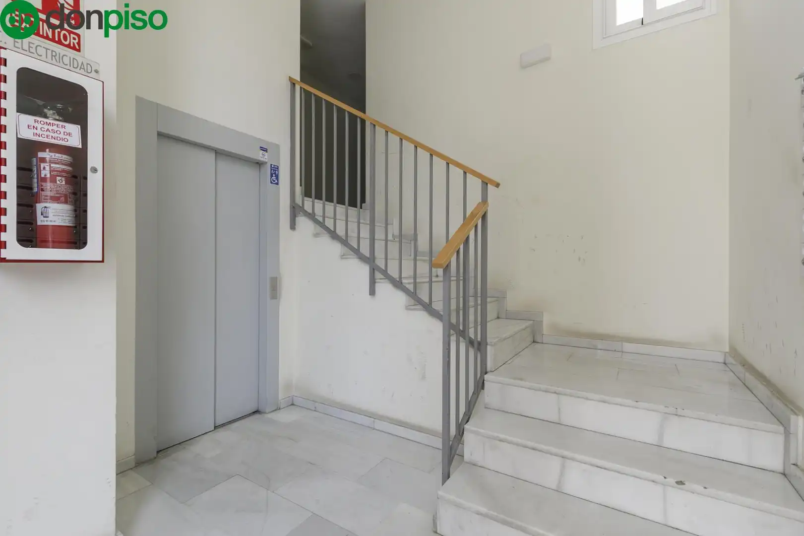 Wohnung zum Verkauf in Calle Periodista Mesa León, Pinos Puente