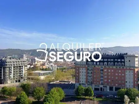 Piso de alquiler en Bilbao  con Calefacción y Terraza