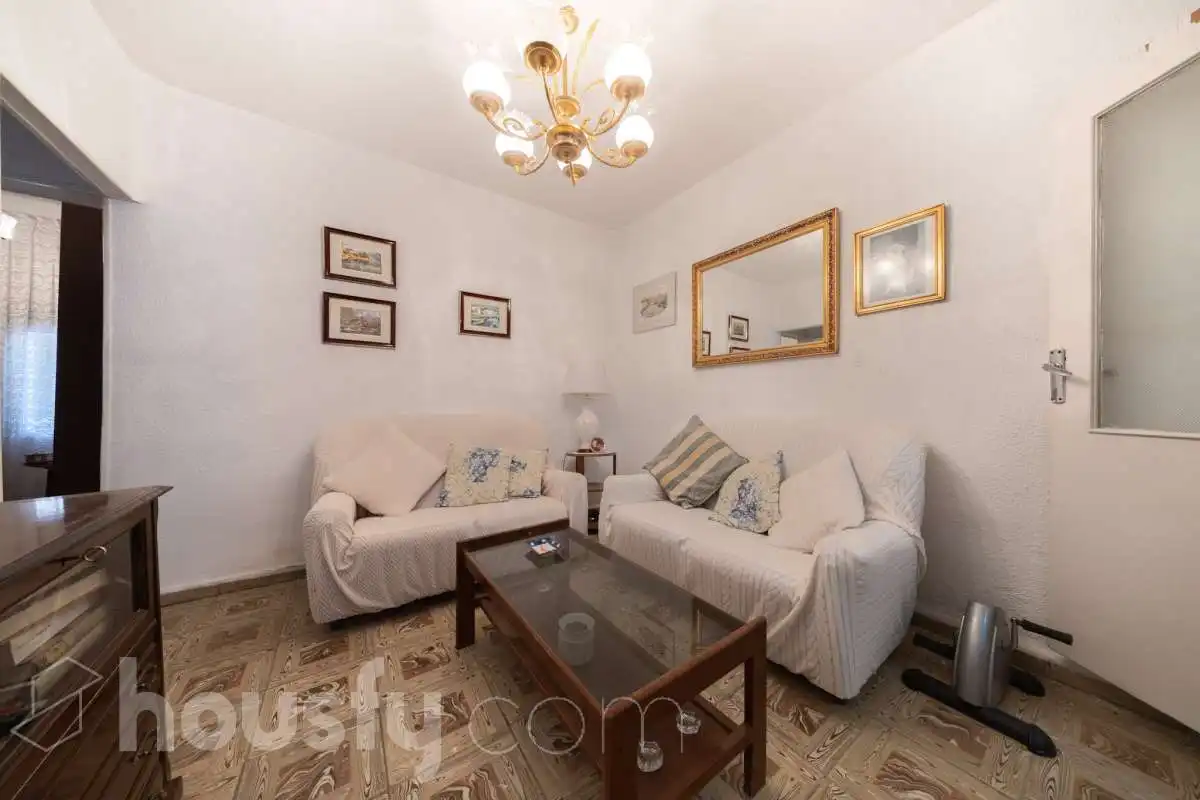 Sala d'estar de Casa o xalet en venda en Puente de Vallecas