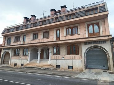 Casa con balcón en venta en Onesimo redondo