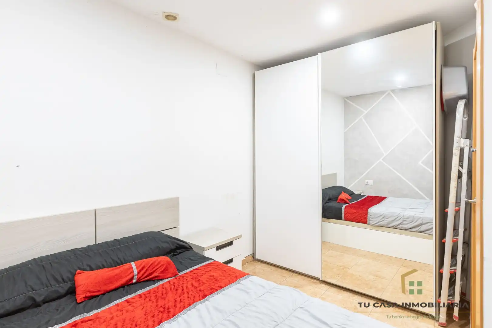 Habitación de Apartamento en venta en Badalona