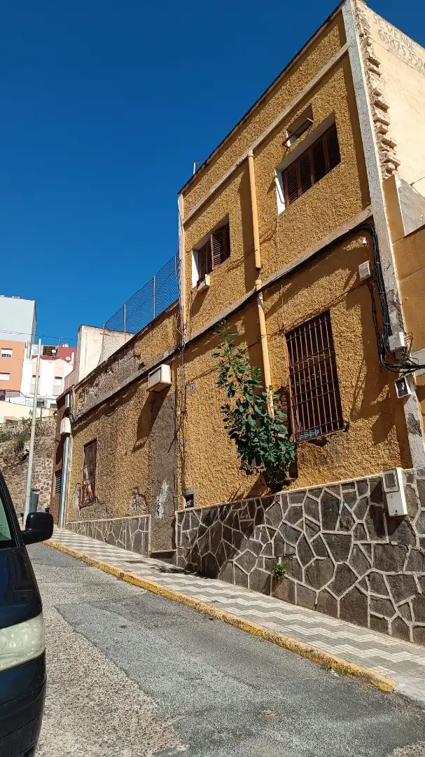 Vista exterior de Casa o chalet en venta en Melilla