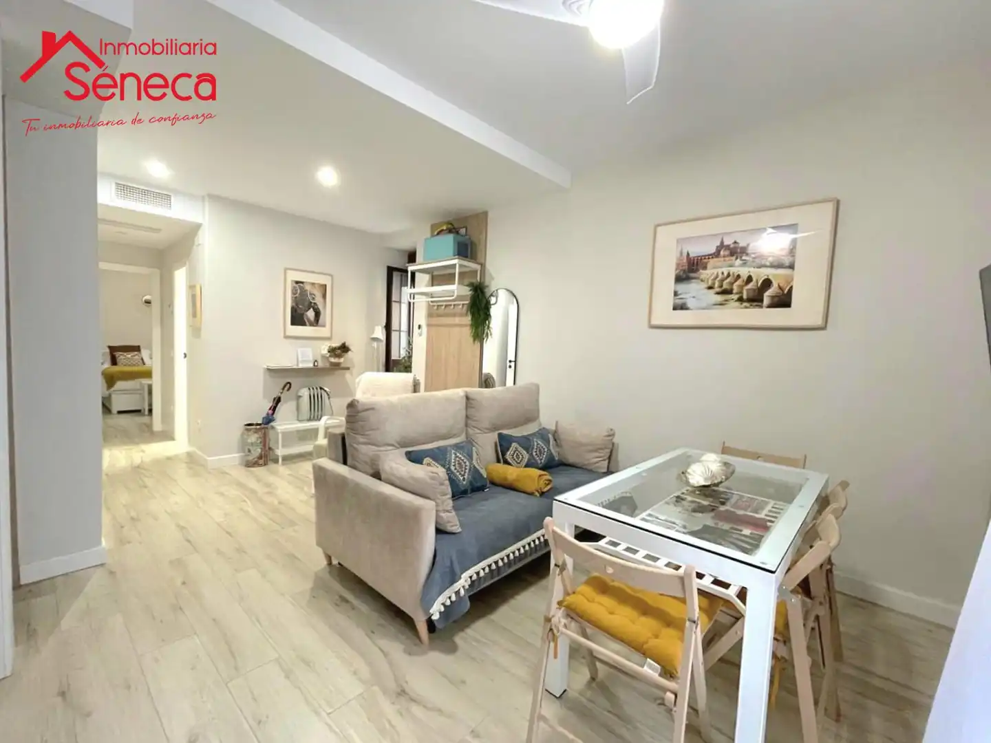 Sala de estar de Piso en venta en Córdoba con Calefacción y Amueblado