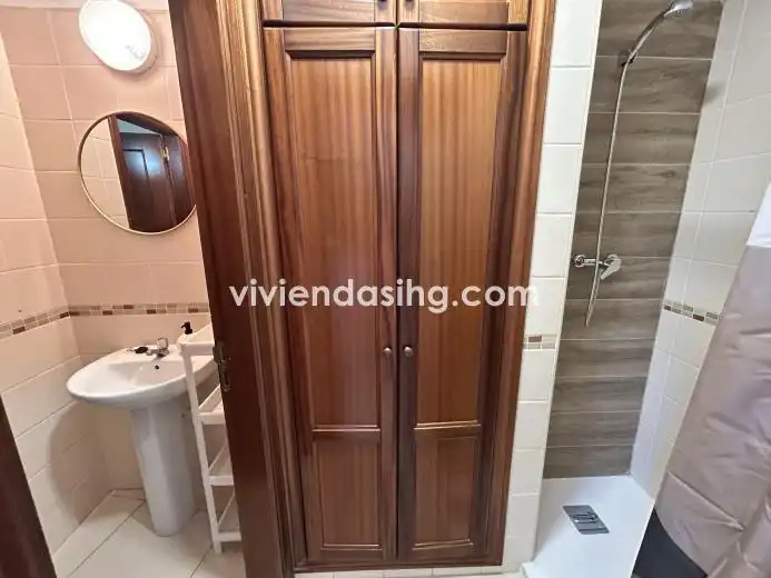 Baño de Oficina en venta en Tacoronte con Trastero y Amueblado