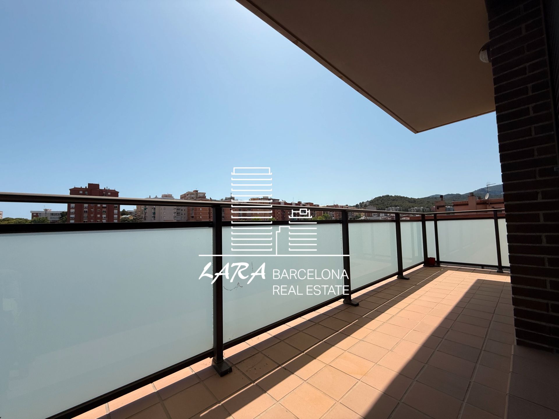 Exterior view of Flat to rent in Gavà  with Parquet flooring, Oven and Balcony