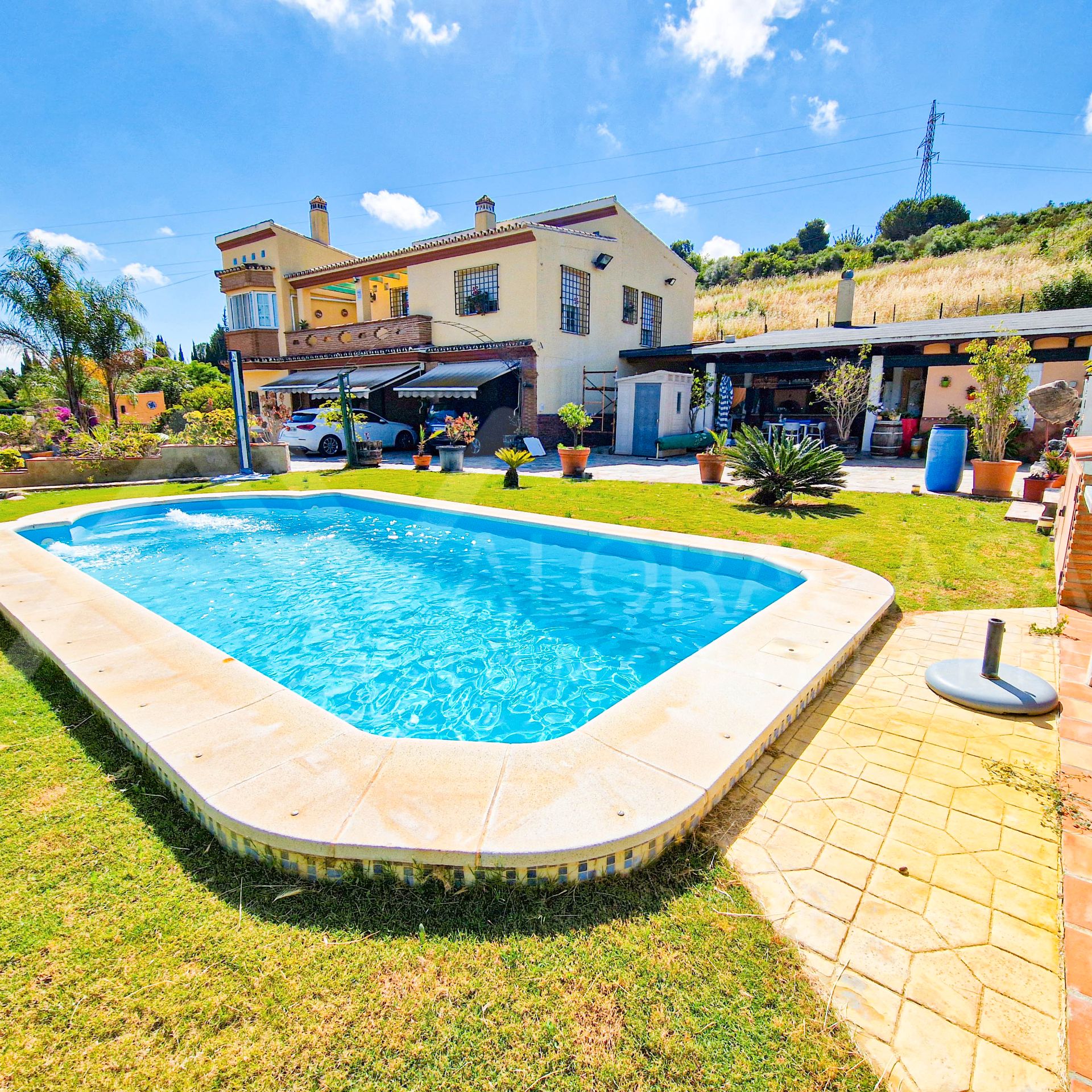 Exterior view of House or chalet for sale in Alhaurín de la Torre  with Air Conditioner, Private garden and Terrace
