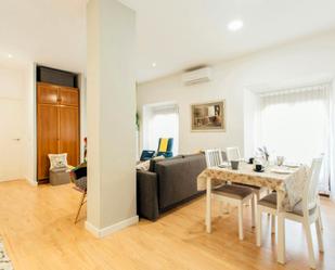 Living room of Flat to rent in  Sevilla Capital  with Air Conditioner, Heating and Washing machine