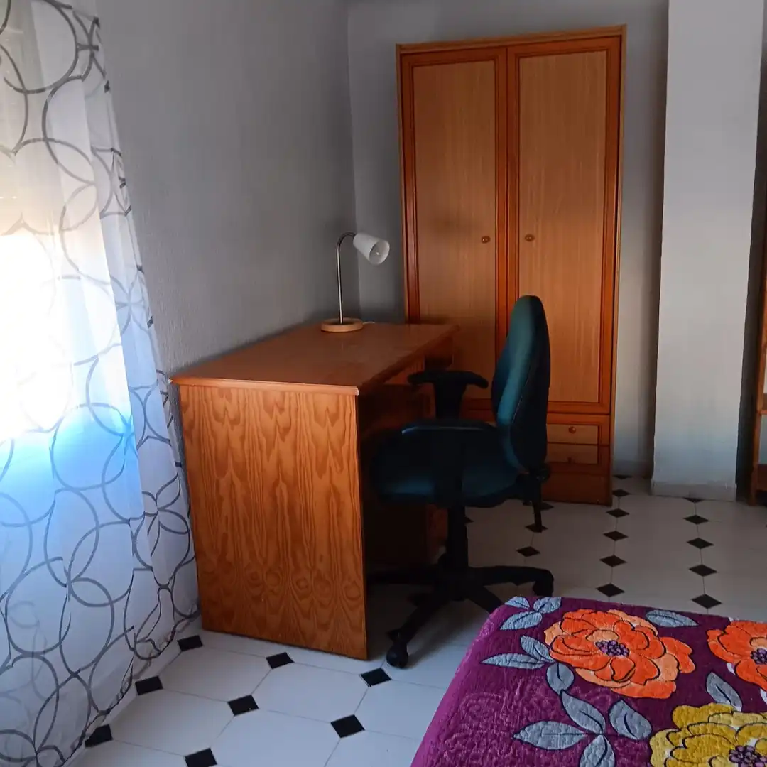 Apartament de lloguer a Ciudad Jardín - Tagarete - El Zapillo, imagen 3