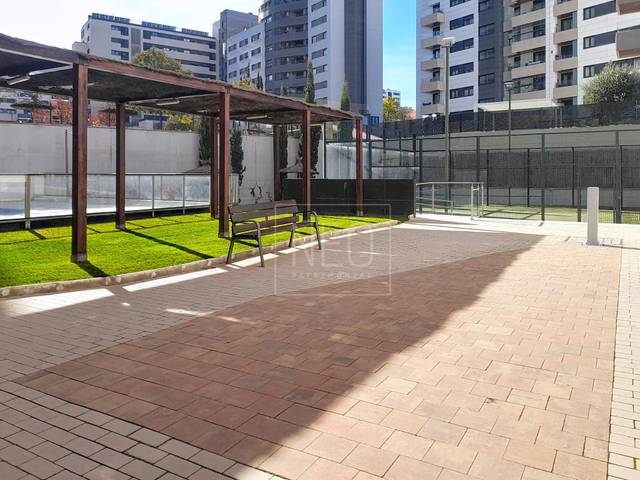 Piso en Venta en  CESAR CORT BOTI en Valdebebas - Valdefuentes