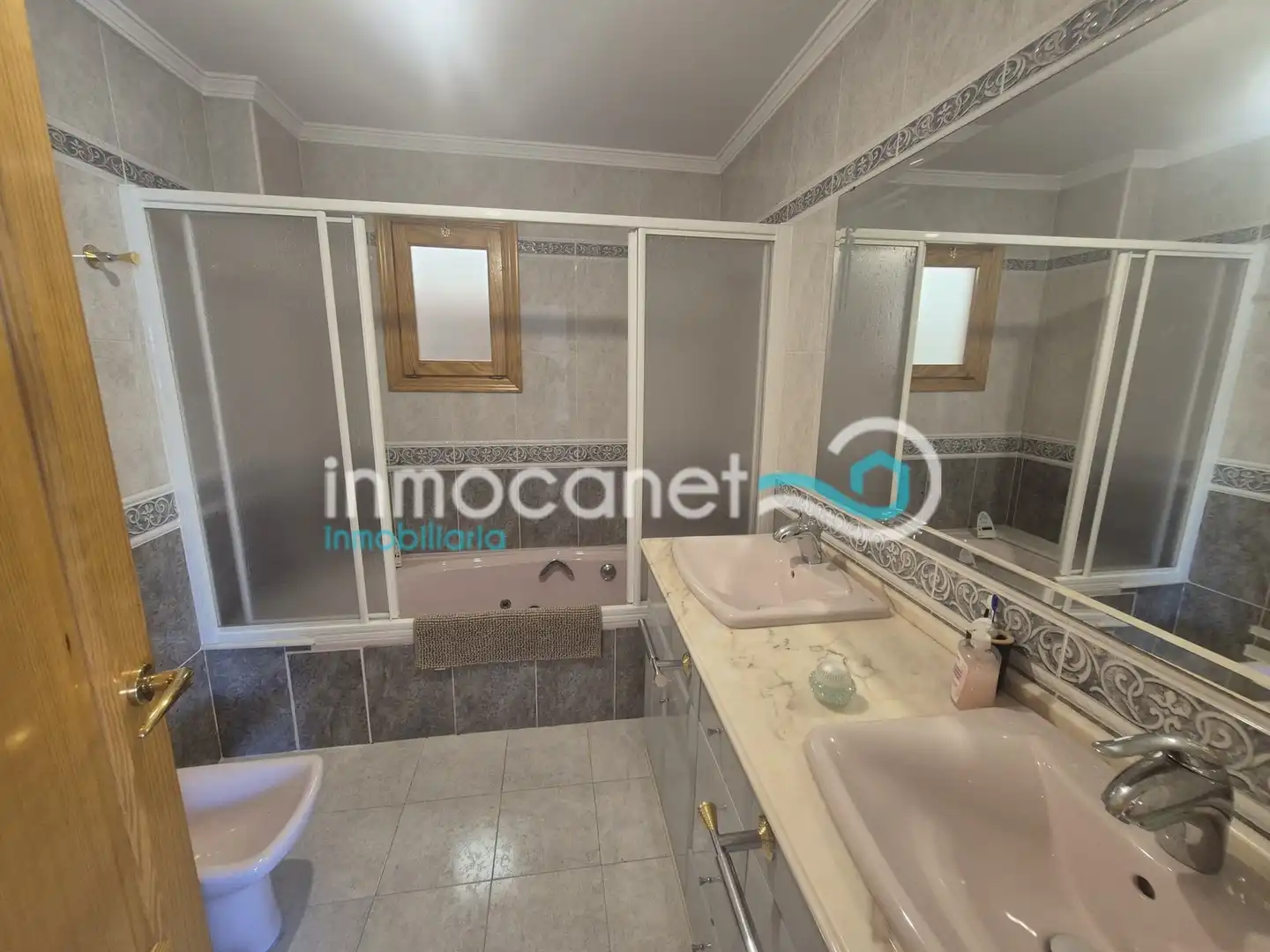 Baño de Piso en venta en Oliva
