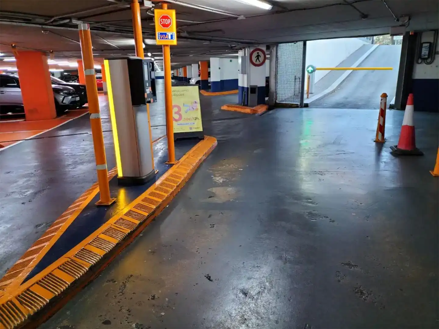 Parkplatz von Garage zur Miete in Barcelona
