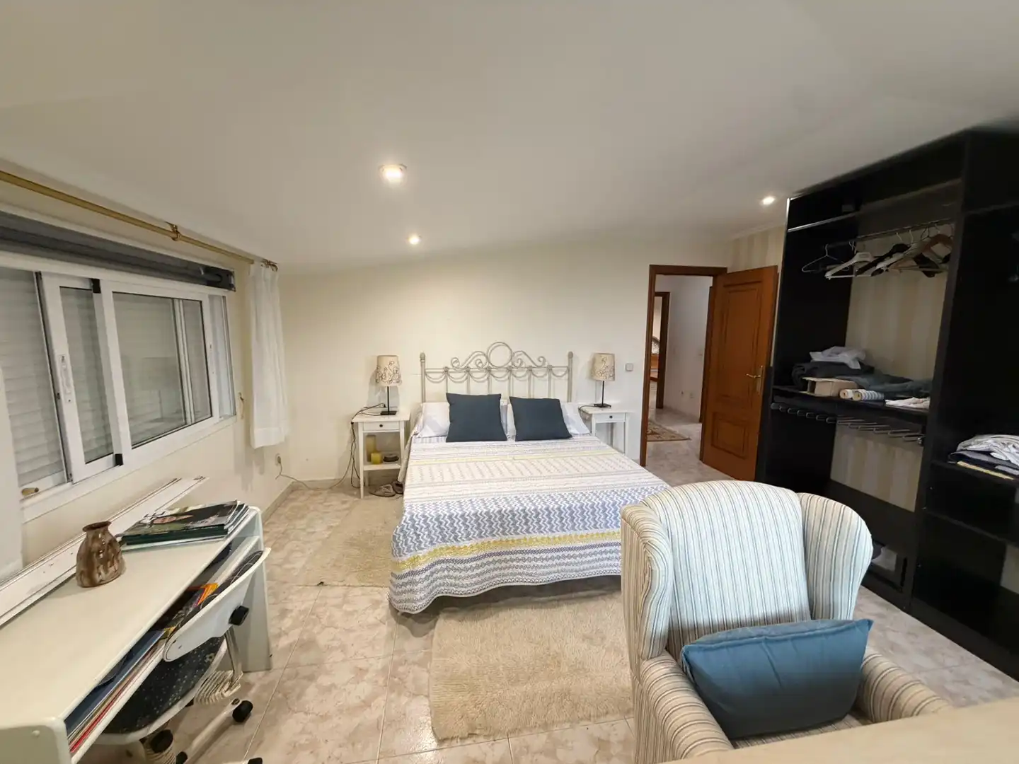 Dormitori de Casa o xalet en venda en Poio amb Calefacció, Parquet i Terrassa