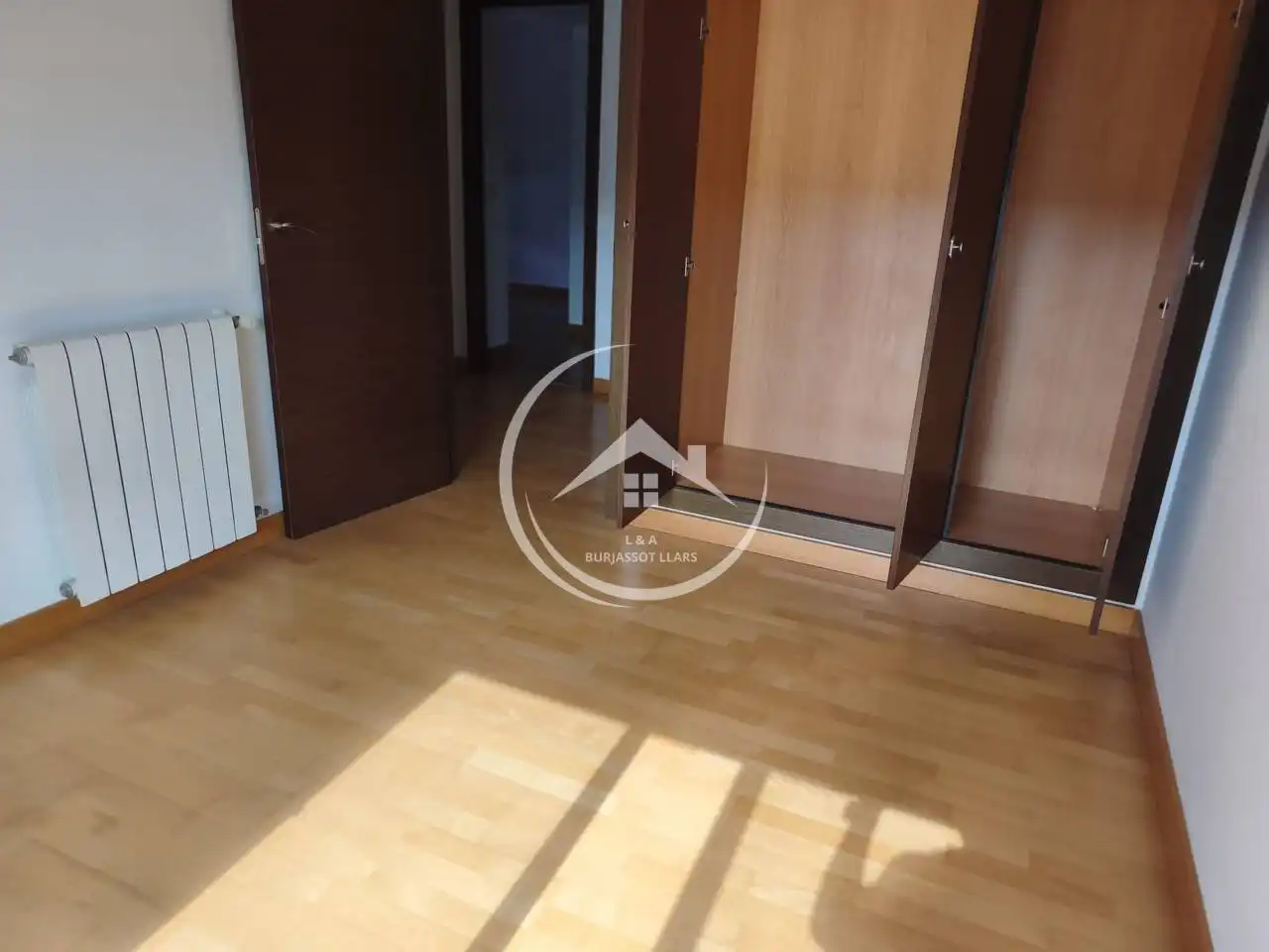 Piso en venta en Burjassot con Aire acondicionado, Calefacción y Parquet