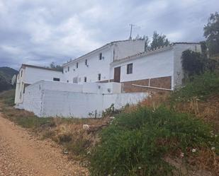 Vista exterior de Finca rústica en venda en Martos amb Terrassa