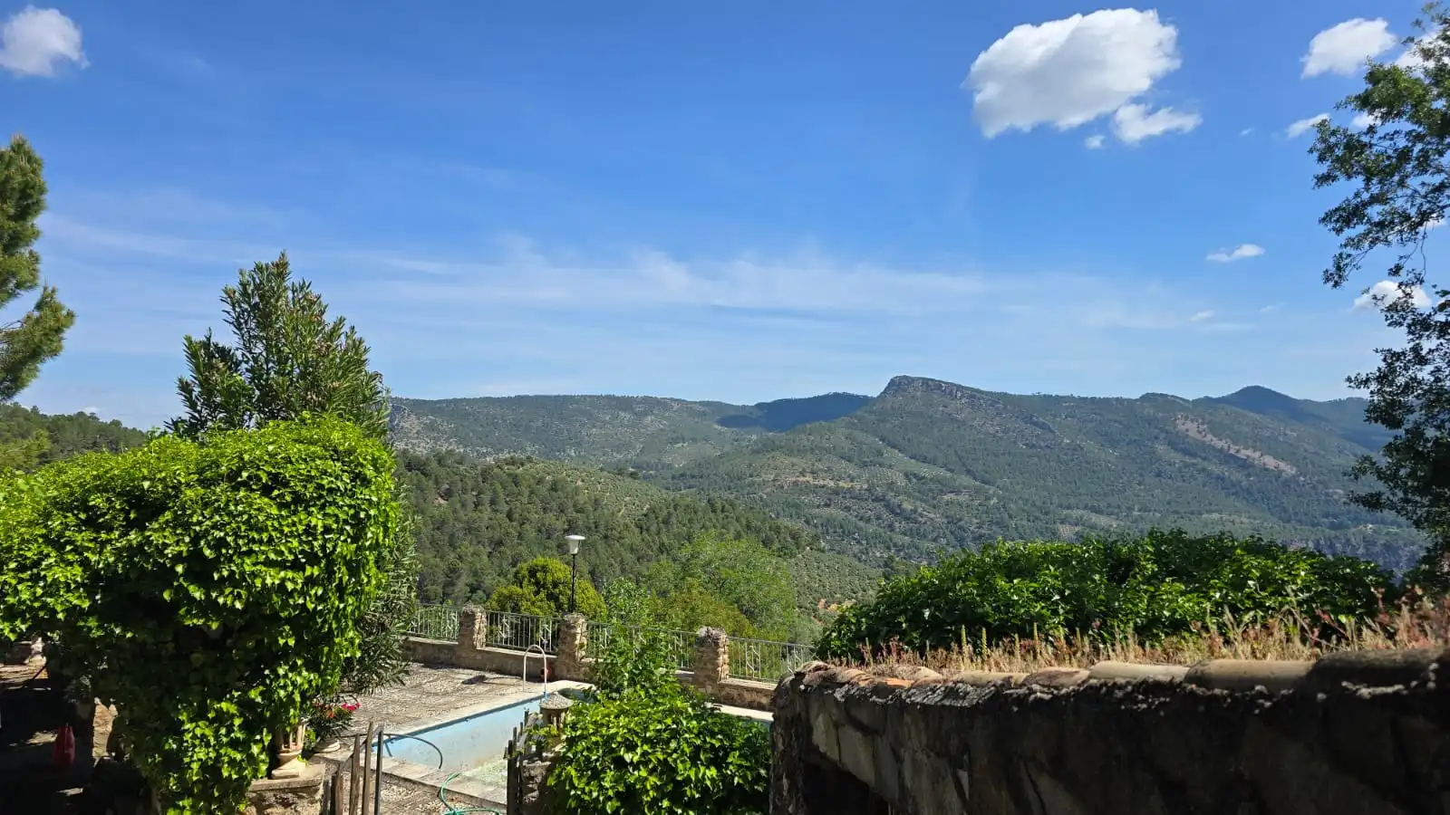 Jardín de Finca rústica en venta en Villanueva del Arzobispo con Calefacción, Trastero y Piscina