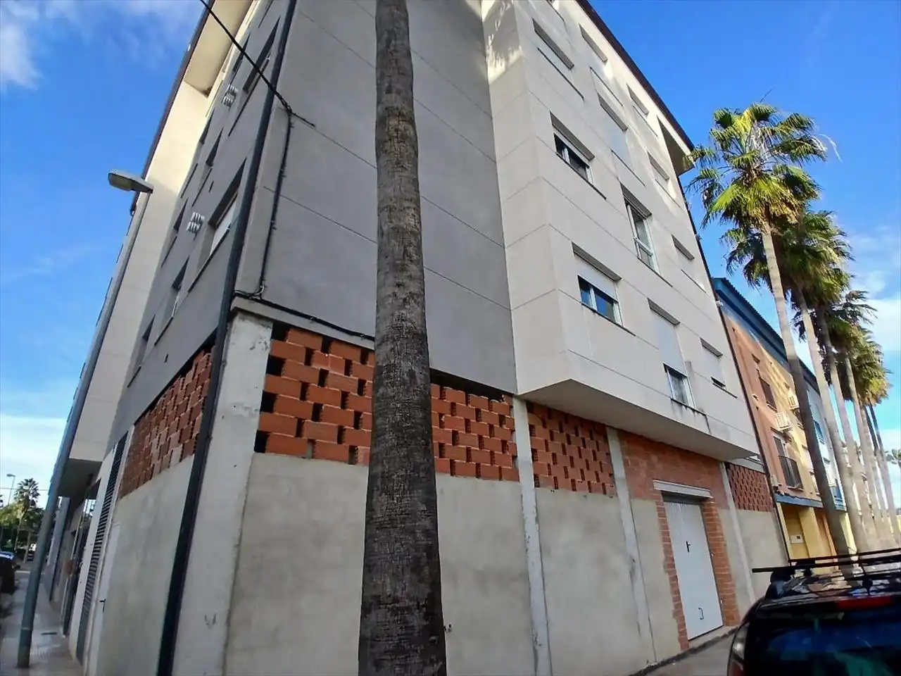 Vista exterior de Local en venta en Miramar