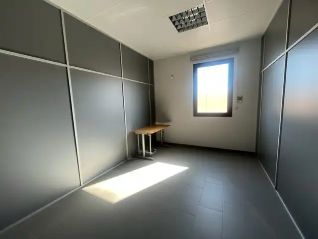 Geschaftsraum zur Miete in CEPS, Torre Valentina - Mas Vilar de La Mutxada - Treumal