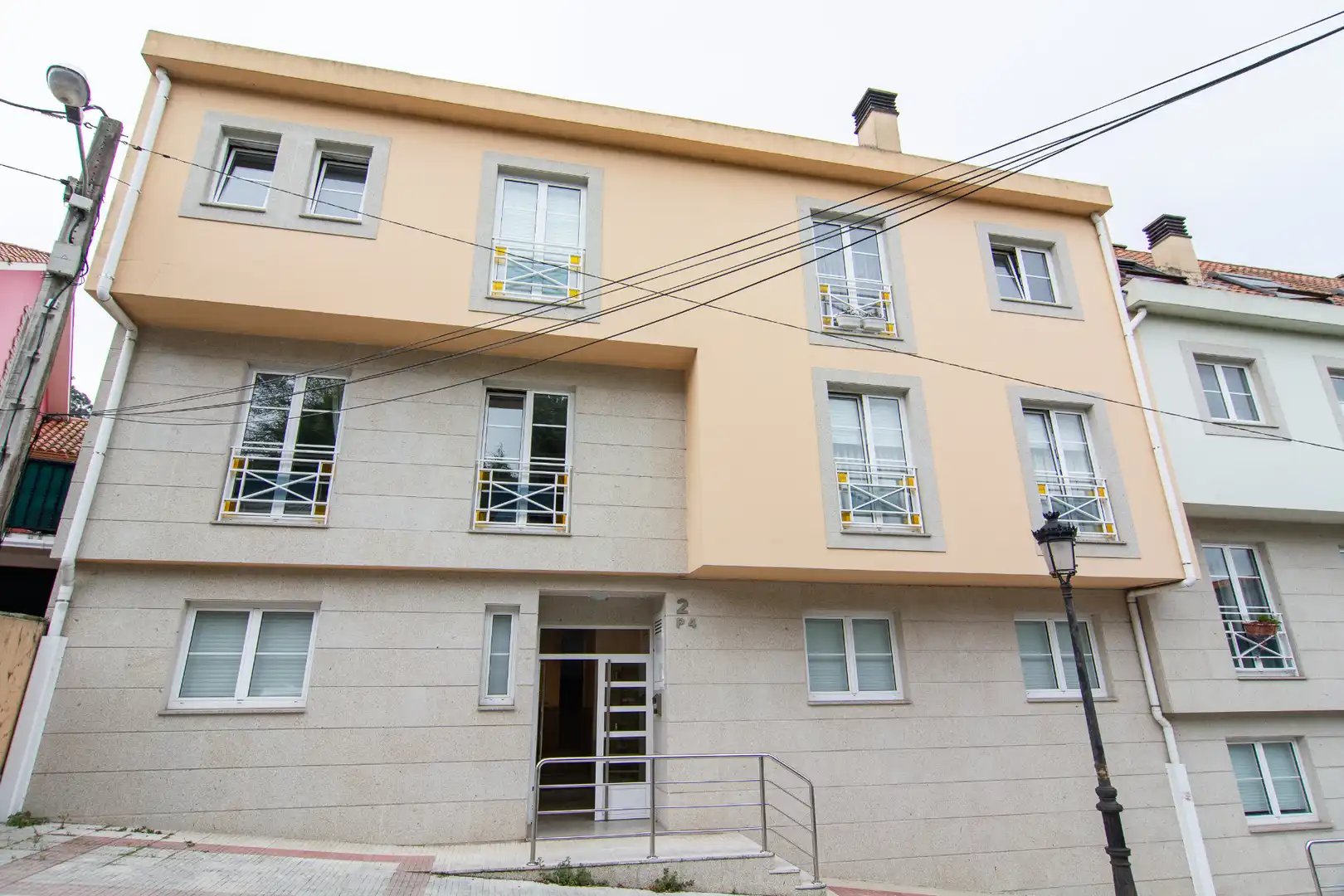Vista exterior de Dúplex en venta en Pontedeume con Calefacción, Parquet y Trastero