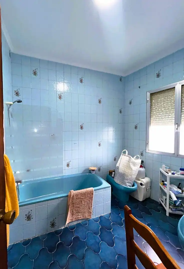 Bathroom of Detached homes for sale in Umbrete  with Air Conditioner, Terrace and Storage room