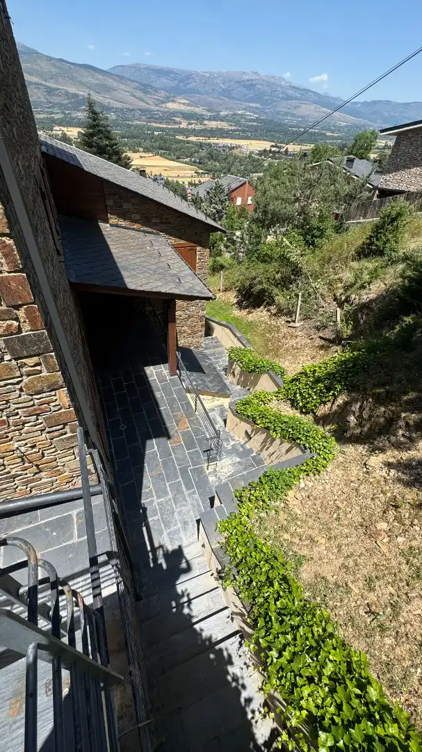 Terrassa de Dúplex de lloguer en Alp amb Calefacció, Parquet i Terrassa