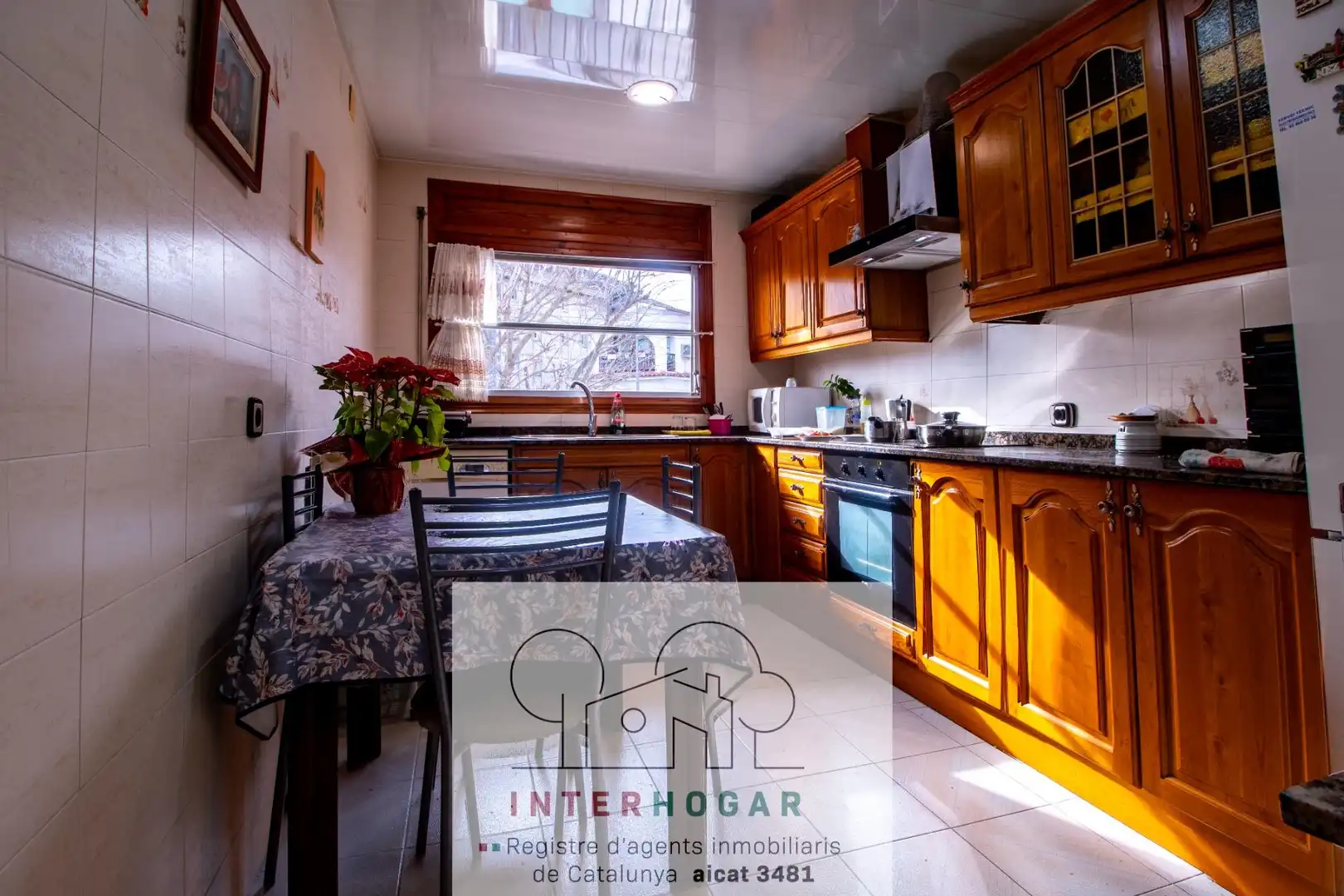 Kitchen of Houses for sale in Cerdanyola del Vallès