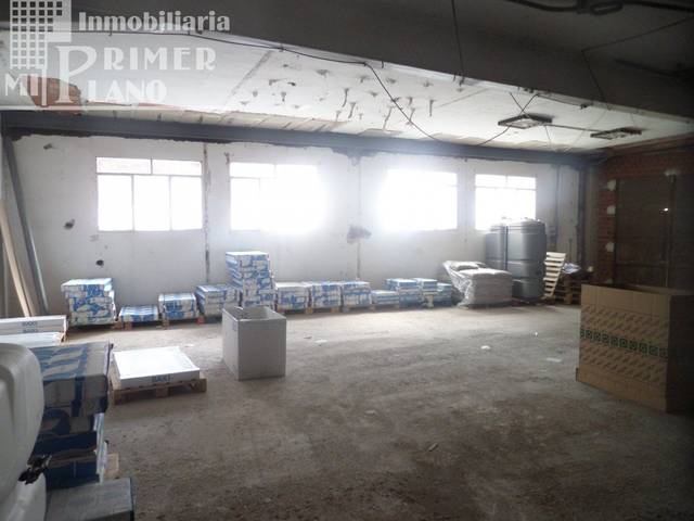 Local comercial en Alquiler en Tomelloso