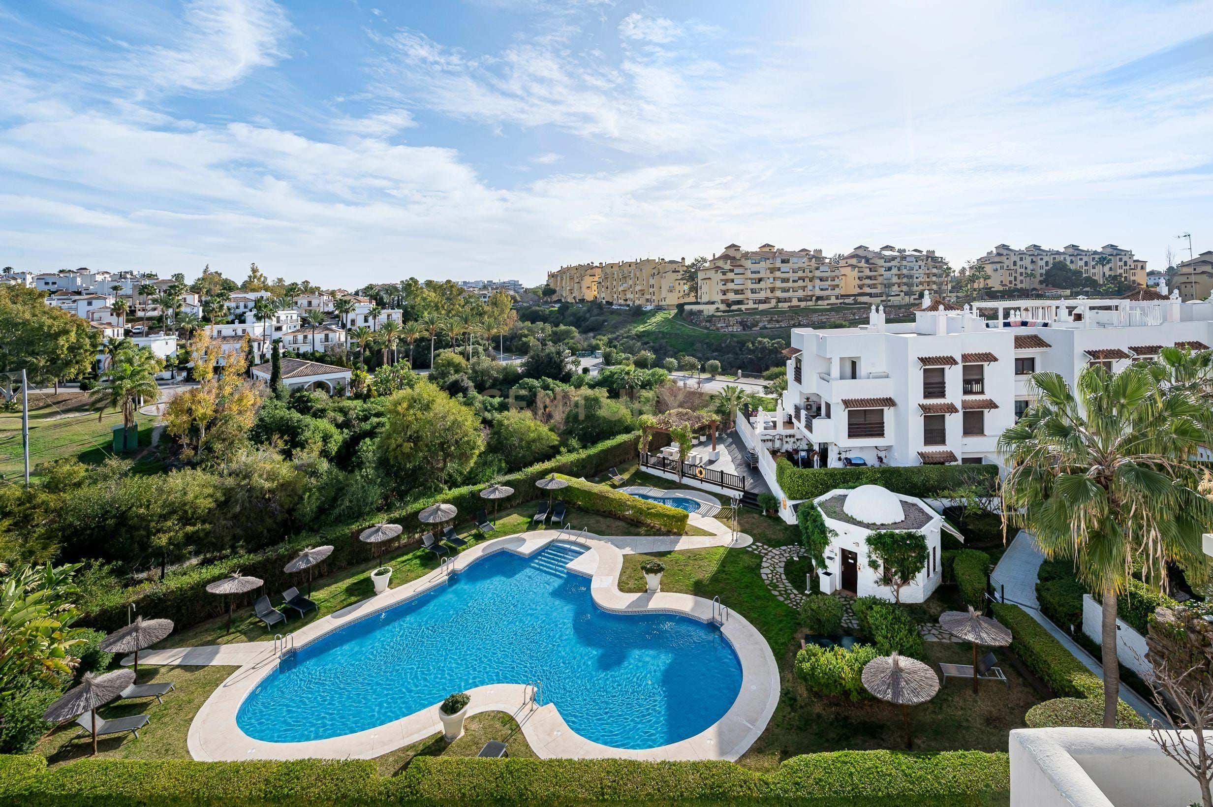 Garden of Flat to rent in Estepona  with Air Conditioner