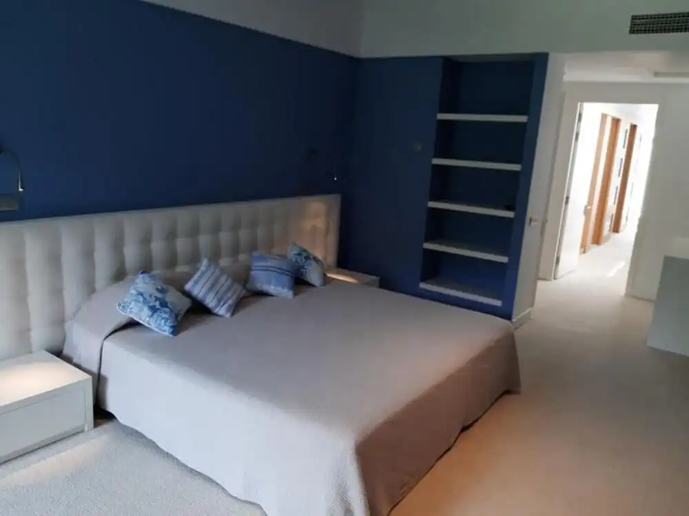 Habitación de Casa o chalet de alquiler en Marbella con Aire acondicionado, Calefacción y Jardín privado