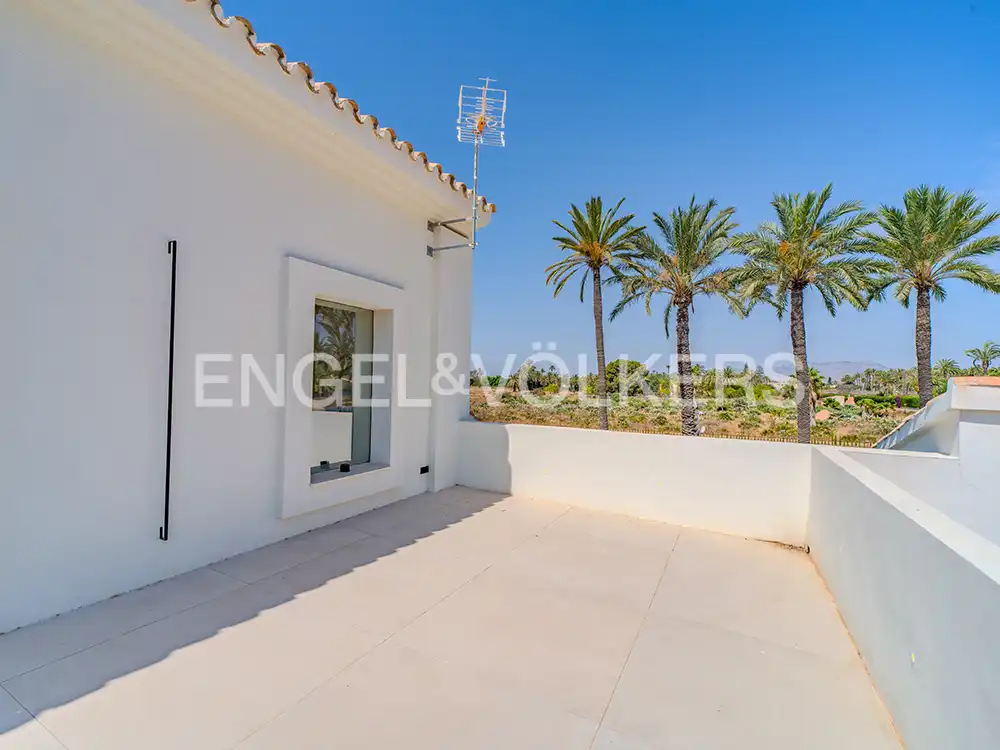 Terrassa de Casa o xalet en venda en Elche / Elx amb Aire condicionat, Calefacció i Jardí privat