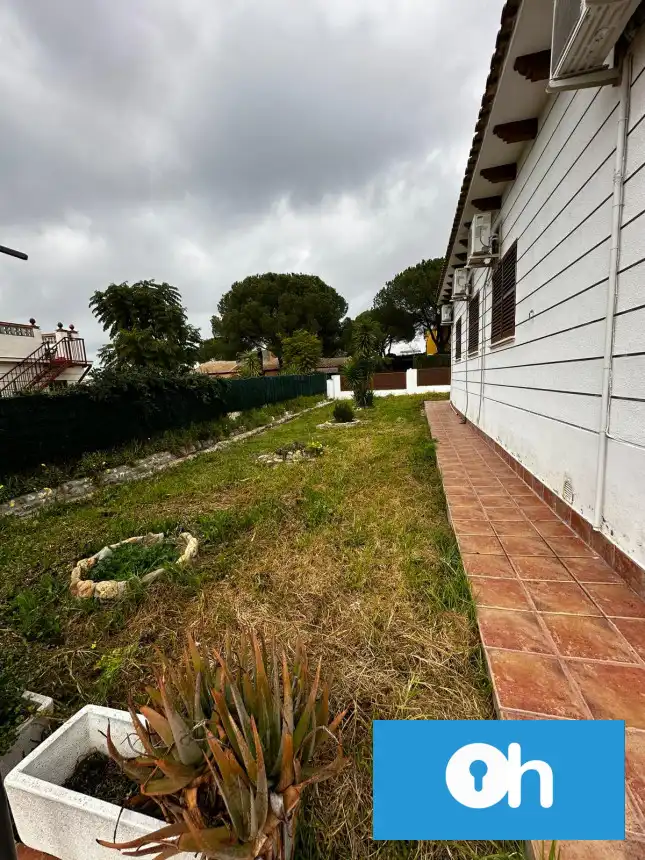 Casa adosada en venta en Calle Ciprés , 8, Dehesa - Monacilla