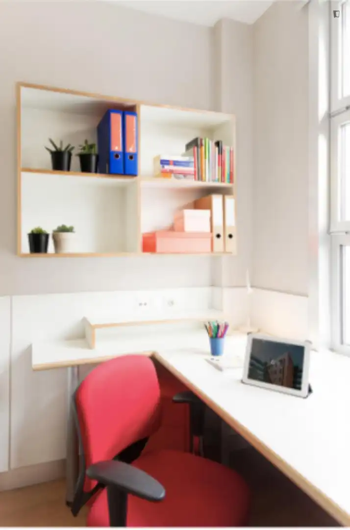 Wohnung zur untervermieten in Madrid mit Möbliert und Internet