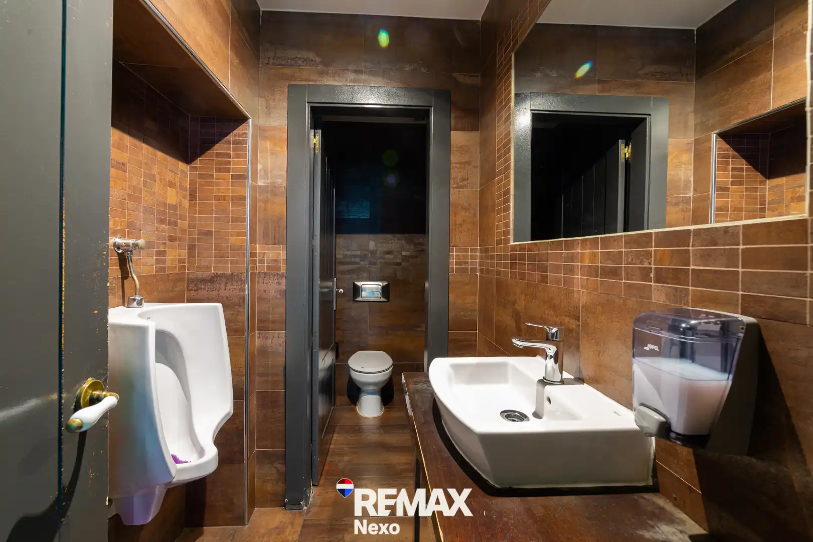 Bathroom of Buildings for sale in Medina del Campo