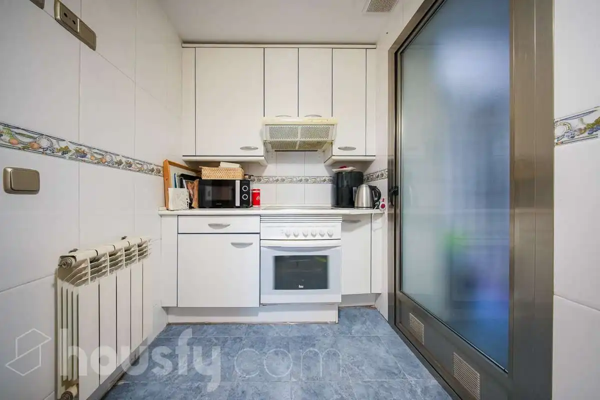 Flat for sale in Cine, Campamento