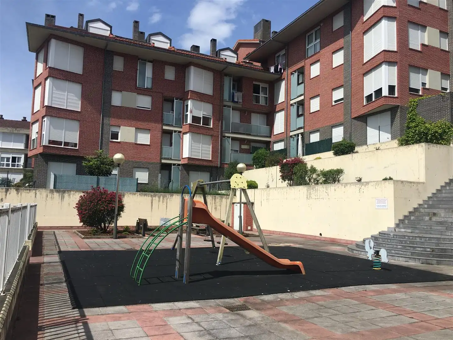 Parkplatz von Wohnung zum Verkauf in San Vicente de la Barquera mit Heizung, Abstellraum und Möbliert