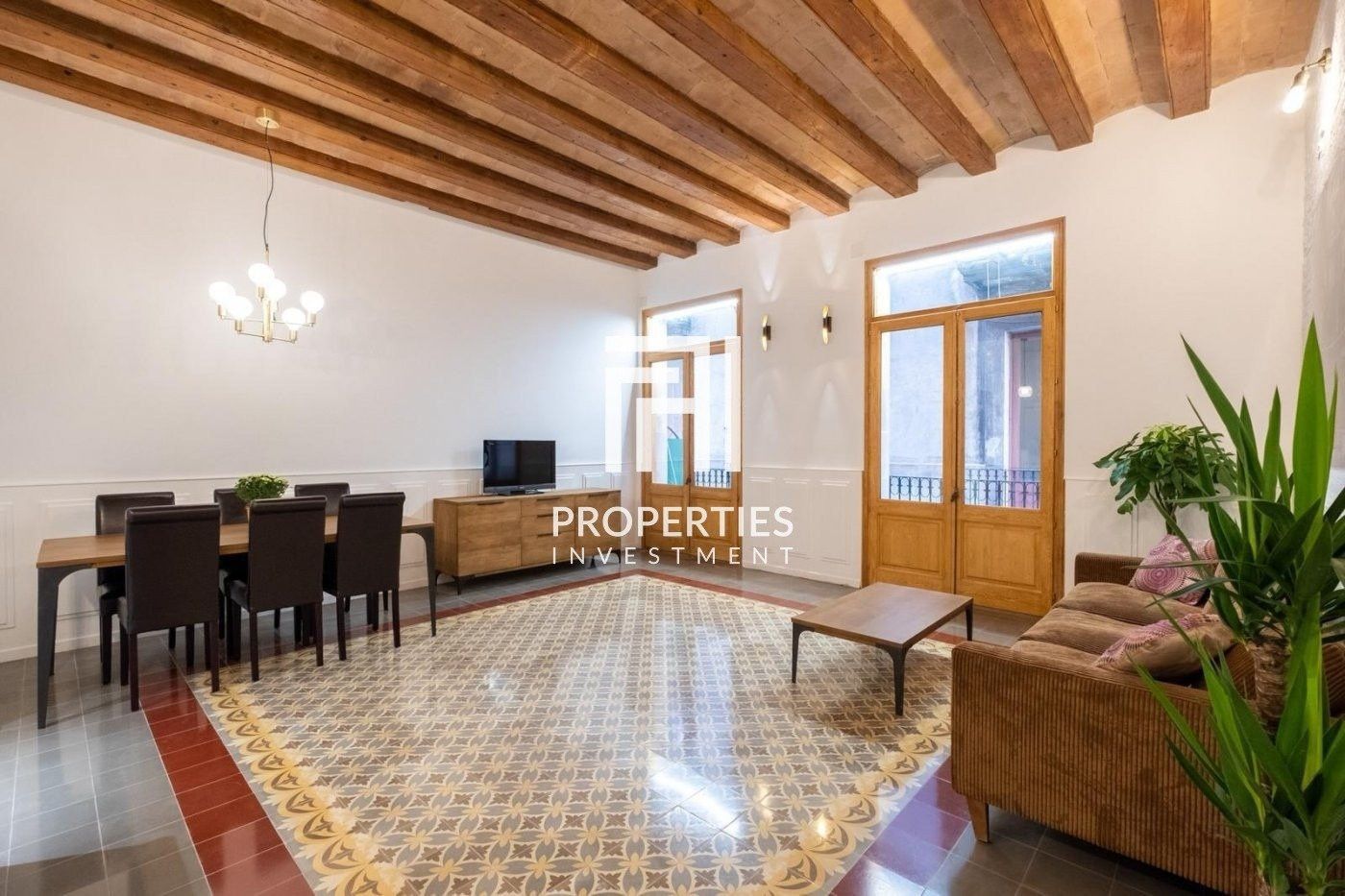 Exterior view of Flat for sale in  Barcelona Capital  with Air Conditioner, Heating and Parquet flooring