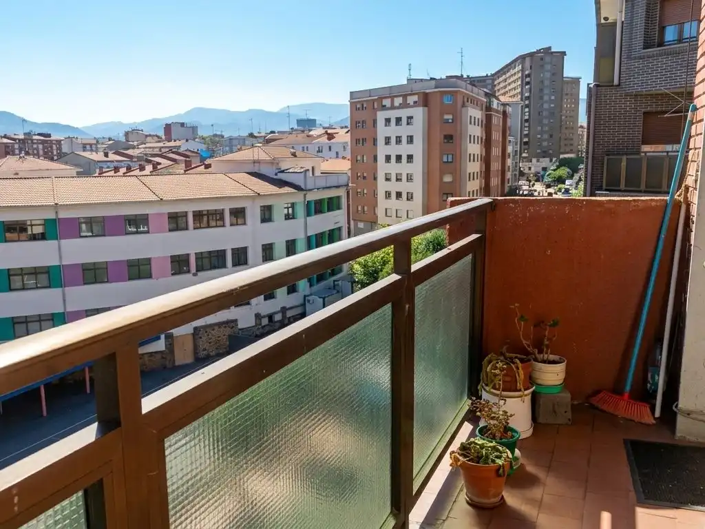 Terrassa de Pis en venda en Barakaldo  amb Terrassa