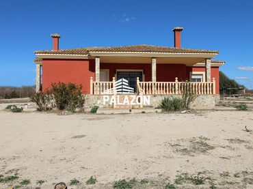 Villa à vendre à Crevillent