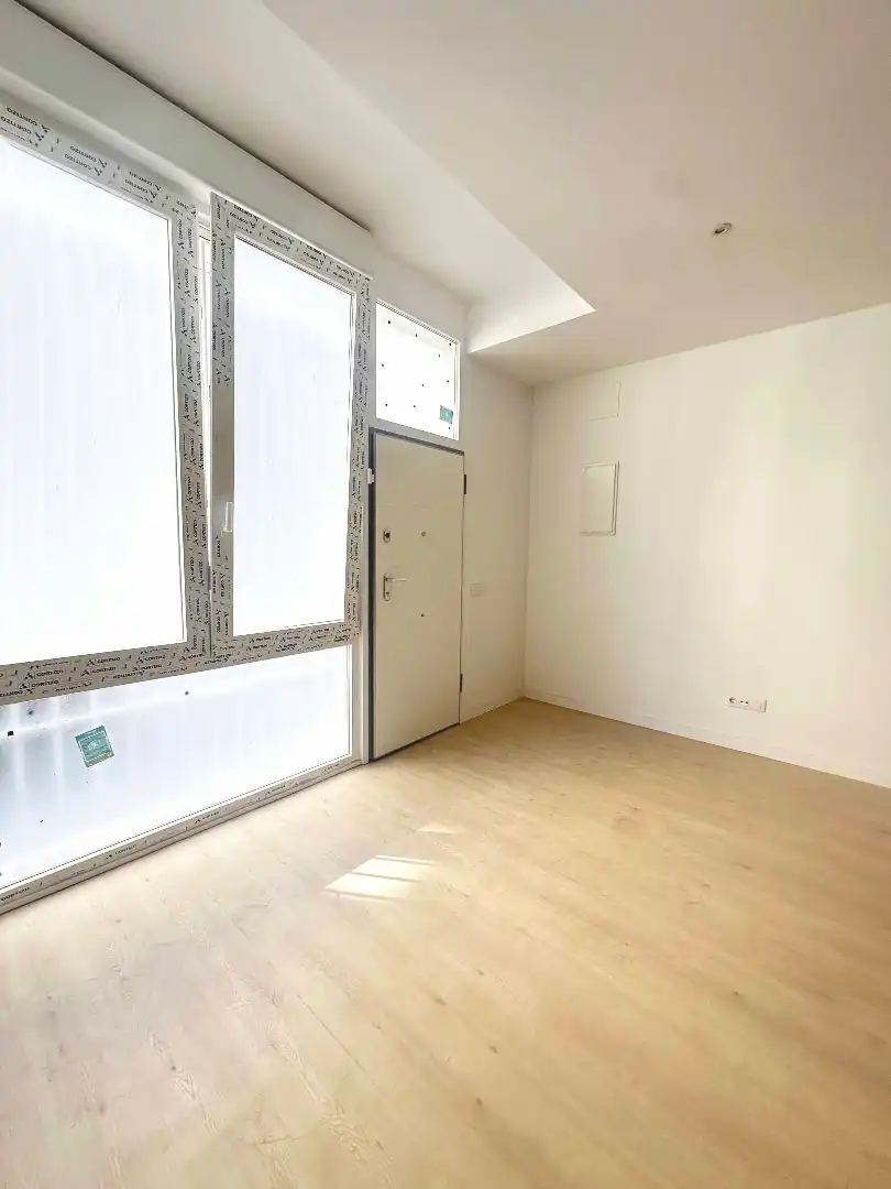 Loft zum Verkauf in Madrid mit Klimaanlage, Ofen und Waschmaschine
