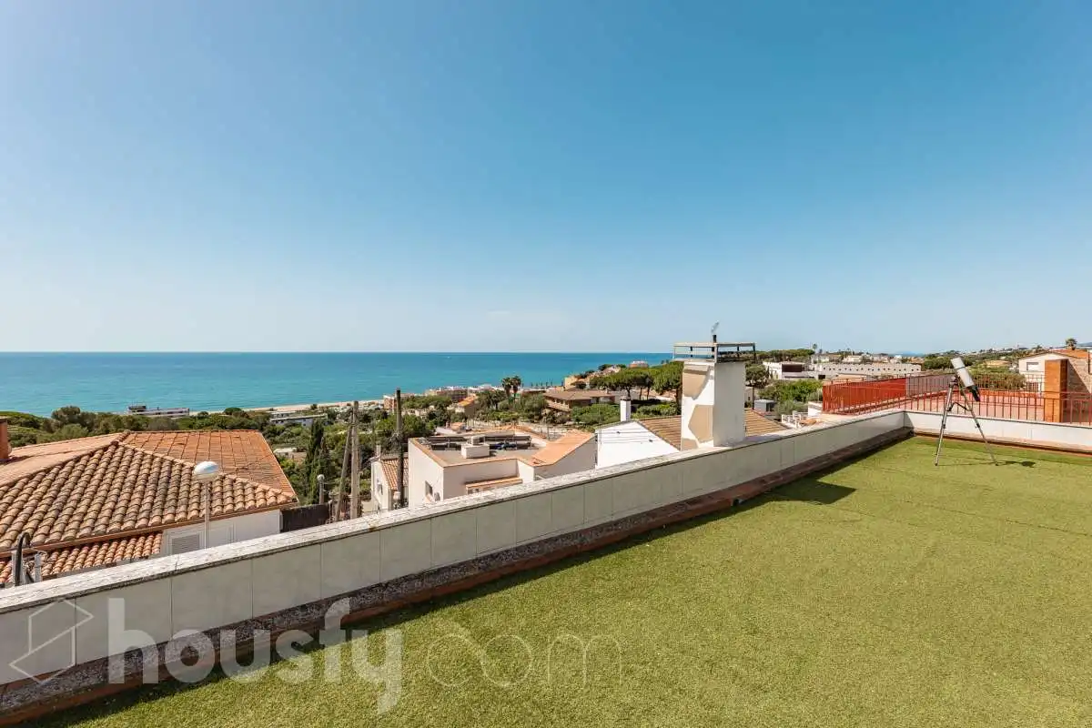 Casa o xalet en venda a Avinguda dels Llimoners, Canet de Mar